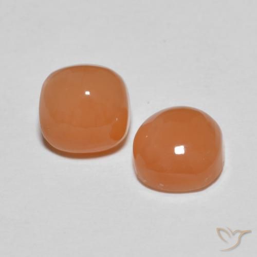 2.15克拉天然月长石，软垫，半透明