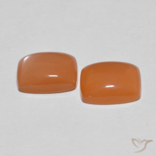 2.66克拉天然月长石，软垫，半透明