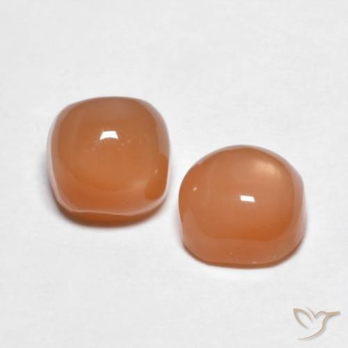2.40克拉天然月长石，软垫，半透明