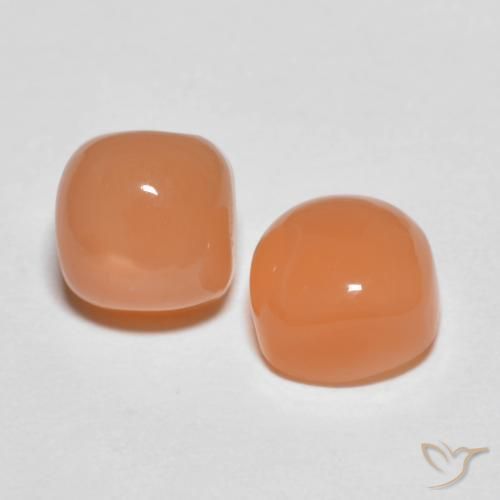 3.97克拉天然月长石，软垫，透明