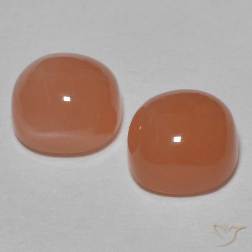2.29克拉天然月长石，软垫，半透明