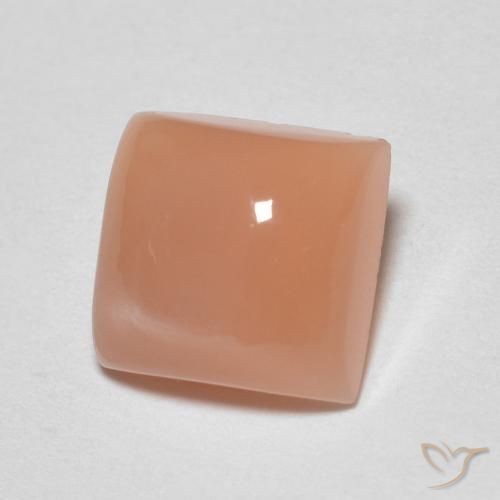1.92克拉天然月长石，正方形，半透明