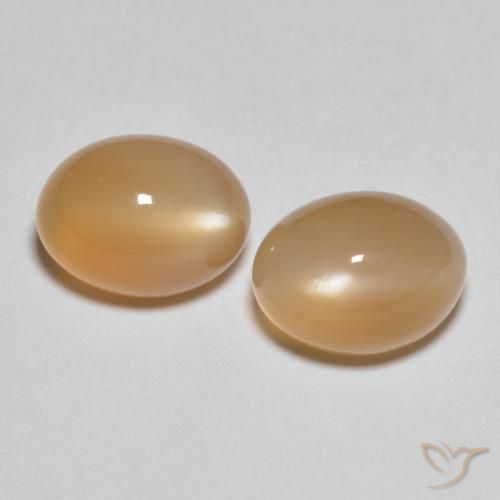 3.19ctw 天然 Medium Light-Orange 月长石, 椭圆形, 半透明
