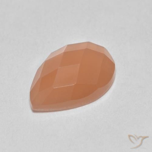 0.97克拉天然月长石，梨形，半透明