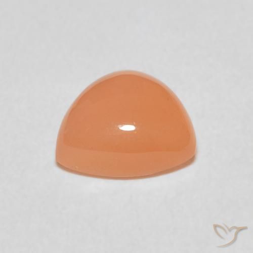 1.77克拉天然月长石，胖三角形，半透明