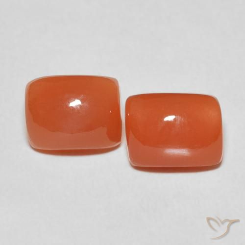 5.12ctw 天然 中橙 月长石, 软垫, 半透明