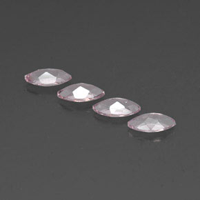 2.06天然粉色摩根石，马眼形，7.8×4毫米，VVS