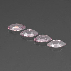 天然粉色摩根石，马眼形，7.7×4.1毫米，VVS