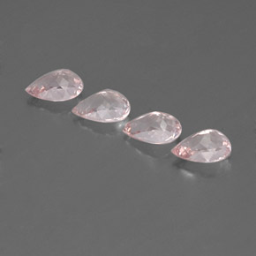 天然粉色摩根石，梨形，7.1×5.1毫米，VVS