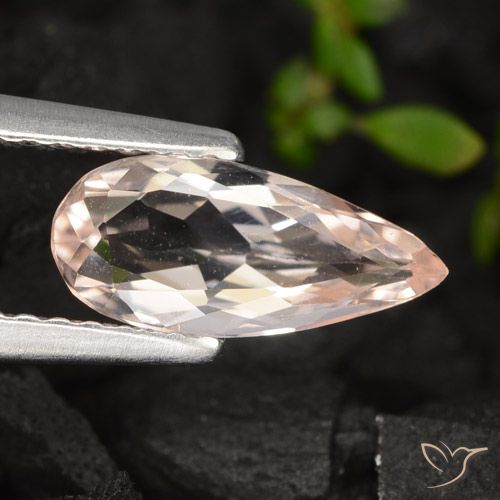 0.78ct 天然 鲑肉粉色 铯绿柱石, 梨形, VVS-VS