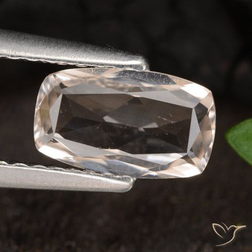 0.80ct 天然 中粉红色 铯绿柱石, 软垫, VVS-VS