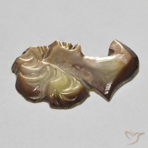 3.67克拉天然珍珠母，花式切割，不透明