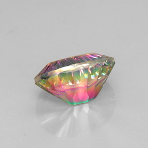 13.12克拉天然多色镀膜石英，椭圆形切割，18.2×13.3毫米，VVS