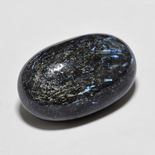 11.98克拉天然黑色努米石，椭圆形切割，18×11.4毫米，不透明