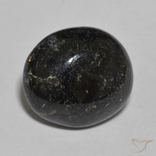 8.46克拉天然Nuummite，椭圆形，不透明