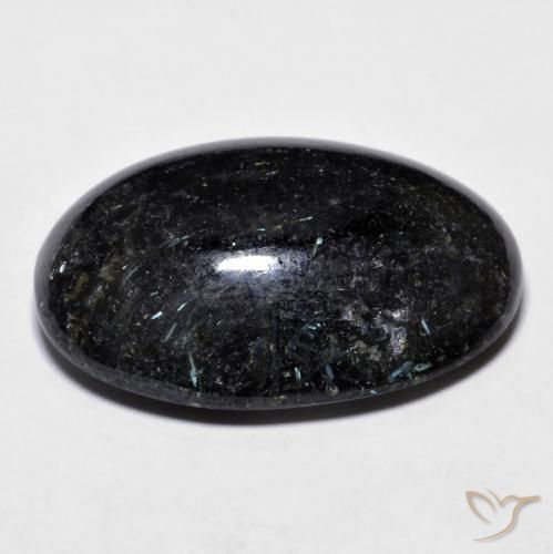 23.73克拉天然Nuummite，椭圆形，不透明