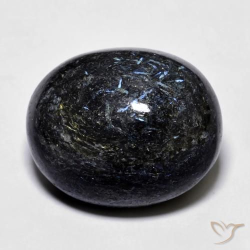 24.73ct 天然 黑色带蓝色闪光 Nuummite, 椭圆形, 不透明