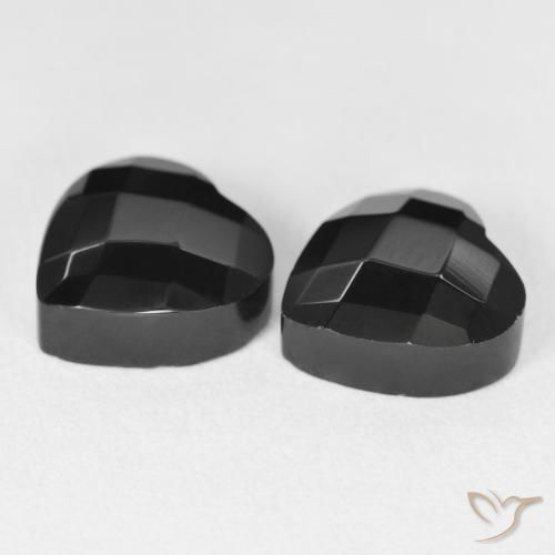 8.57克拉天然缟玛瑙，心形，不透明