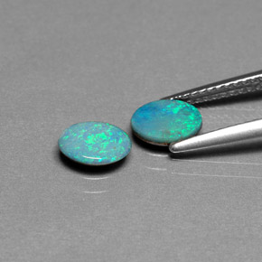 克拉天然蛋白石双峰，椭圆形切割，不透明