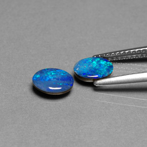 克拉天然蛋白石双峰，椭圆形切割，不透明