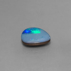 2.52克拉天然多色欧泊拼合石，梨形，12.1×9.9毫米，不透明
