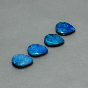 克拉天然蛋白石双峰，梨形，不透明