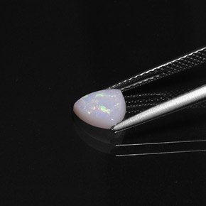 0.66克拉天然多色欧泊，透明，7.1×7毫米，透明/半透明