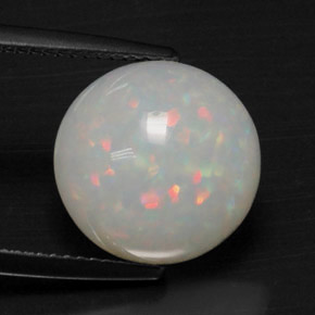 4.42克拉天然欧泊，圆形切割，不透明