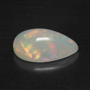 3.87克拉天然多色欧泊，梨形，15.9×10毫米，半透明