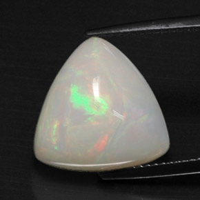 7.29克拉天然多色欧泊，三角形，14.5×14.4毫米，不透明