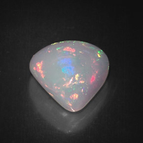 5.83克拉天然多色欧泊，三角形，12.8×11.9毫米，不透明