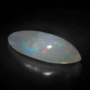 3.34克拉天然多色欧泊，透明，19.2×8毫米，透明/半透明