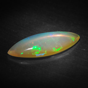 1.19克拉天然多色欧泊，透明，15.8×6.4毫米，透明/半透明
