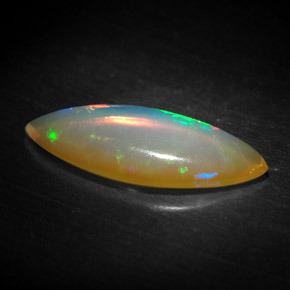 1.19克拉天然多色欧泊，透明，15.8×6.4毫米，透明/半透明