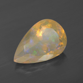 2.71克拉天然多色欧泊，梨形，13.4×9.1毫米，透明