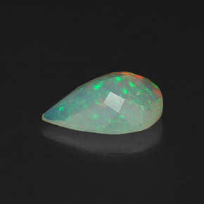 1.28克拉天然多色欧泊，梨形，11.1×8毫米，透明