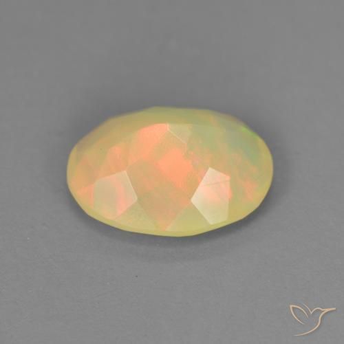 0.95克拉天然蛋白石，椭圆形，半透明