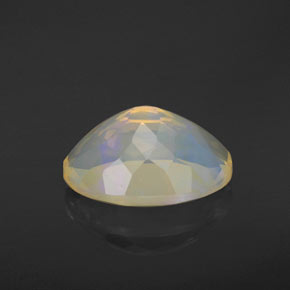 2.49克拉天然多色欧泊，透明，12.4×9毫米，透明/半透明