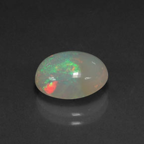 2.72克拉天然多色欧泊，椭圆形切割，12×9.1毫米，透明