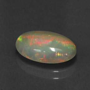 2.04克拉天然多色欧泊，椭圆形切割，13×8.6毫米，半透明