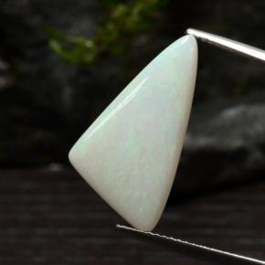5.30克拉天然多色欧泊，三角形，22.4×11.9毫米，半透明