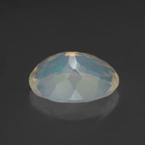 2.58克拉天然多色欧泊，椭圆形切割，12×8.9毫米，透明