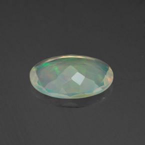 1.53克拉天然多色欧泊，椭圆形切割，11.6×8.4毫米，透明