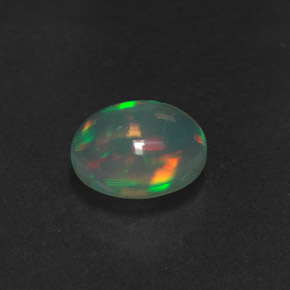 0.92克拉天然多色欧泊，透明，8×6.1毫米，透明/半透明