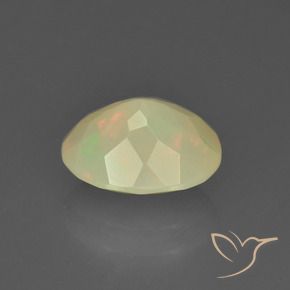 1.09克拉天然蛋白石，椭圆形，半透明