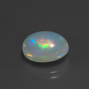 2.90克拉天然多色欧泊，椭圆形切割，11.8×8.8毫米，透明