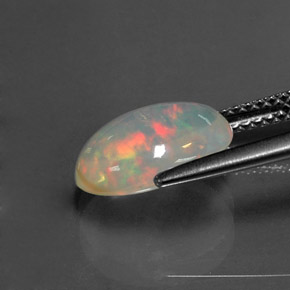 2.01克拉天然多色欧泊，椭圆形切割，11.2×8.2毫米，透明