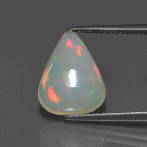 3.53克拉天然白色欧泊，梨形，14.3×11.1毫米，透明
