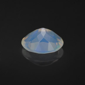 1.10克拉天然多色欧泊，椭圆形切割，9×6.9毫米，透明