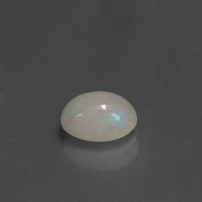 0.95克拉天然多色欧泊，透明，8.2×6.2毫米，透明/半透明